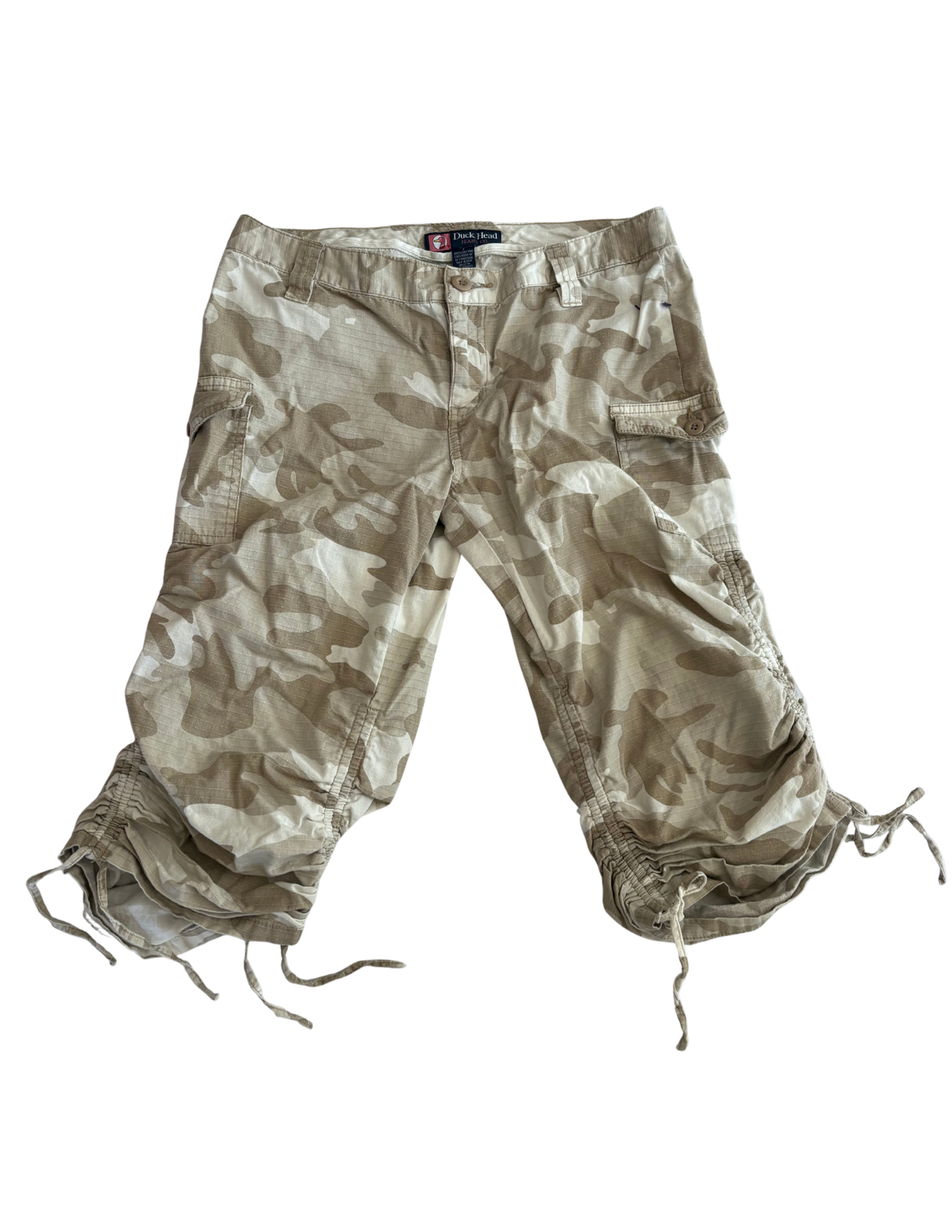 LOW RISE CAMO CAPRIS